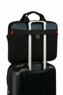 SWISSGEAR WENGER Sherpa 17 Inch Laptop Slimcase - Black/Blue