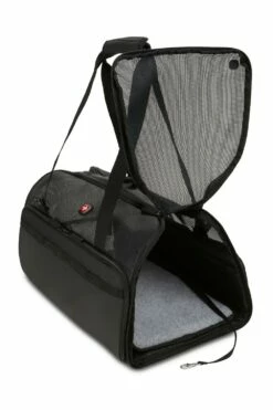 SWISSGEAR 3321 Getaway Premium Pet Carrier