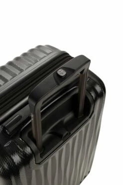 SWISSGEAR 7272 19" USB Energie Expandable Carry On Hardside Spinner Luggage -US Suitcase Sales 2024 7272202156 08 1