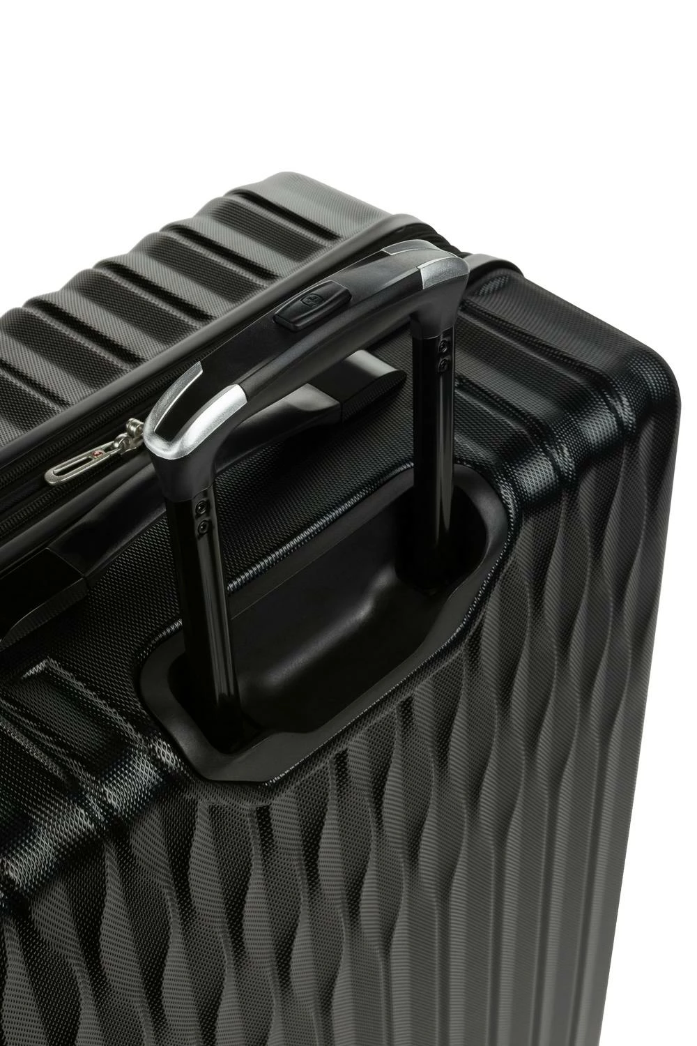 SWISSGEAR 8018 Expandable 3pc Hardside Spinner Luggage Set 16 SWISSGEAR 8018 Expandable 3pc Hardside Spinner Luggage Set - Image 14